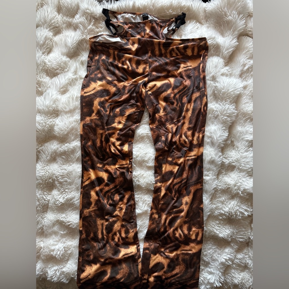 SHEIN Brown and Tan Leopard Print Leggings